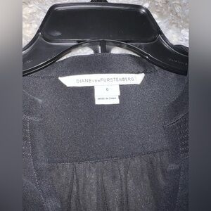 DIANE VON FURSTENBERG  BLOUSE BLACK SHEER SILK sz 0